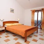 Appartamento By The Sea Milna, Hvar - 8795